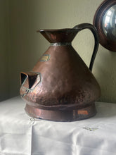 Load image into Gallery viewer, Georgian 4 gallon copper haystack jug